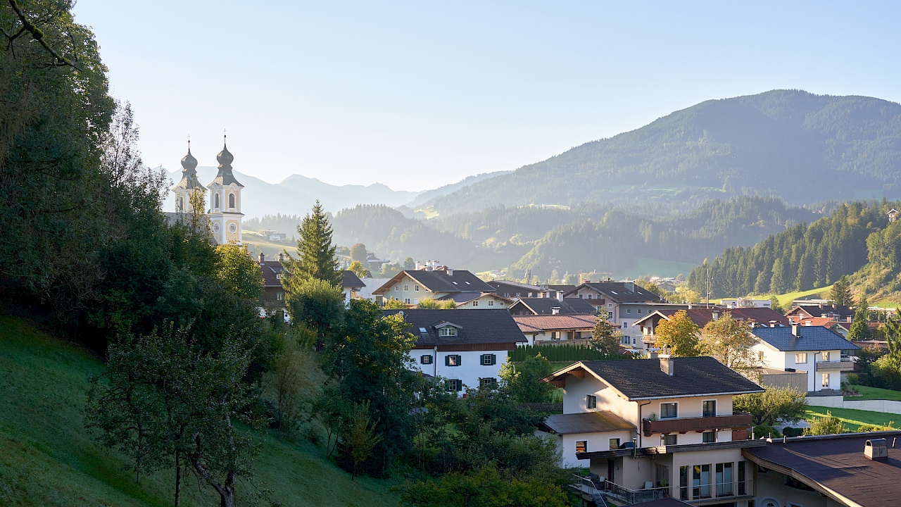 Wanderung vom Tal auf die Hohe Salve