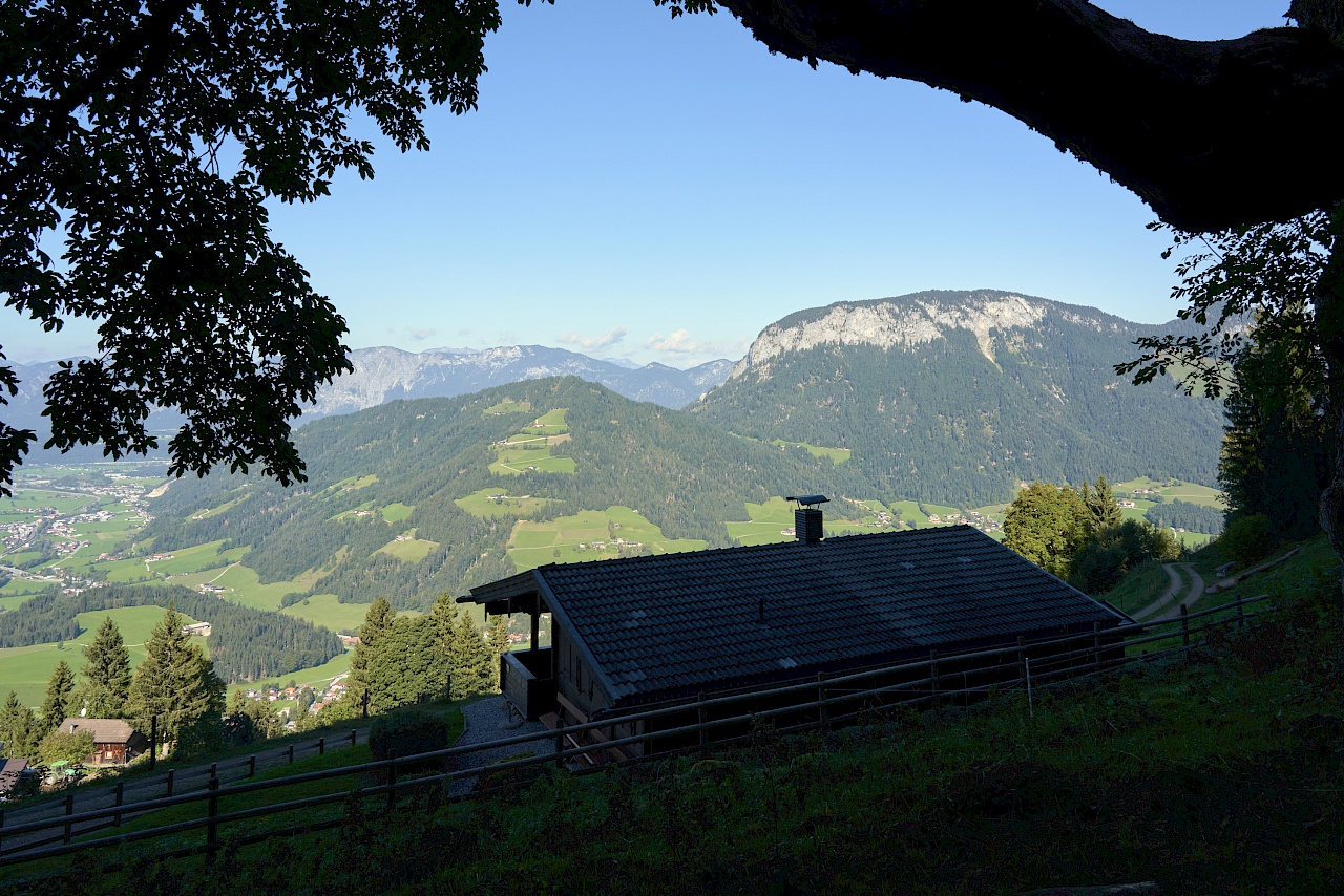 Wanderung vom Tal auf die Hohe Salve