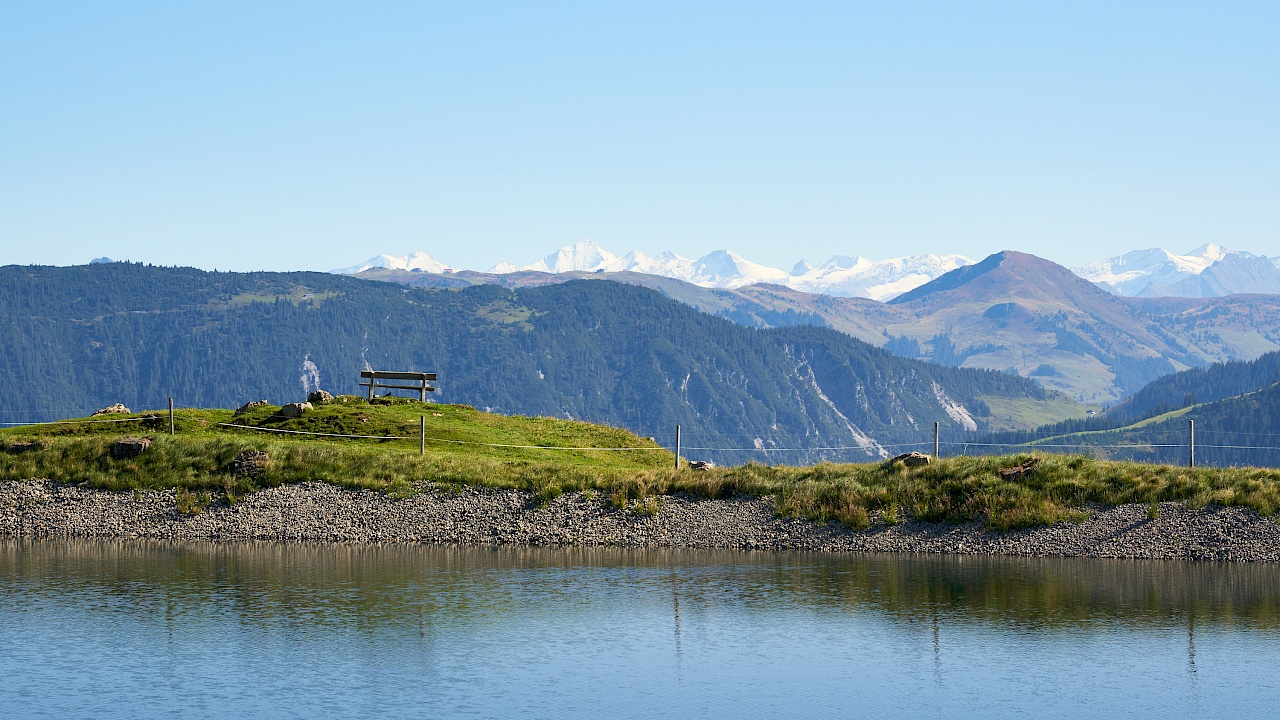 Der Kälbersalvensee mit fantastischer Aussicht