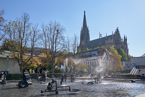Der Tinguely-Brunnen in Basel (Schweiz)