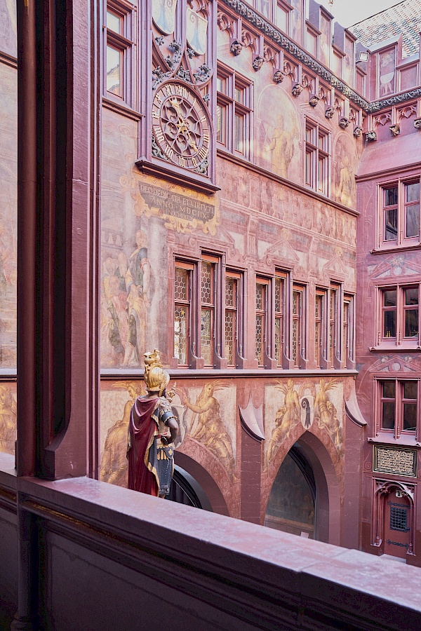 Der Innenhof des Rathauses in Basel (Schweiz)