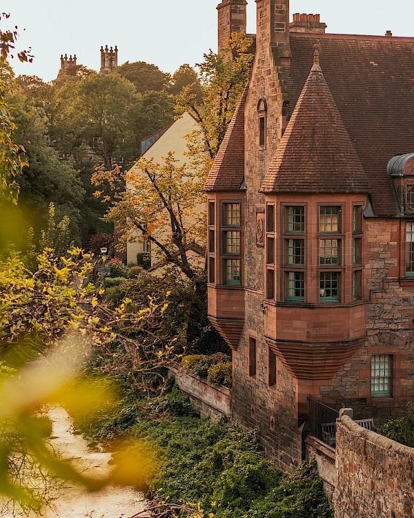 Von Leith zurück ins Stadtzentrum von Edinburgh (Schottland)