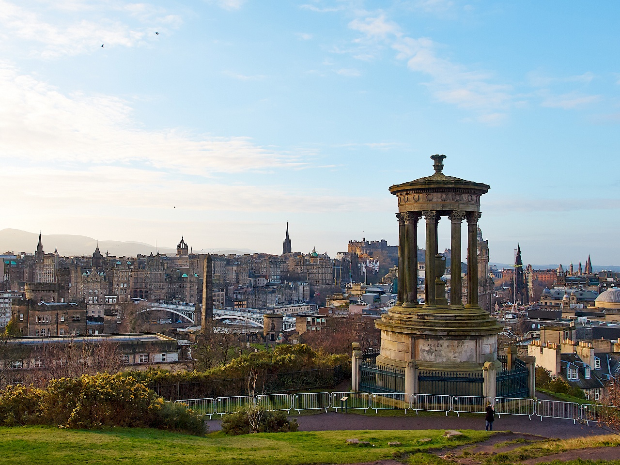 Blick vom Calton Hill in Edinburgh (Schottland)