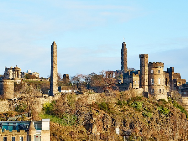 Blick vom Calton Hill in Edinburgh (Schottland)