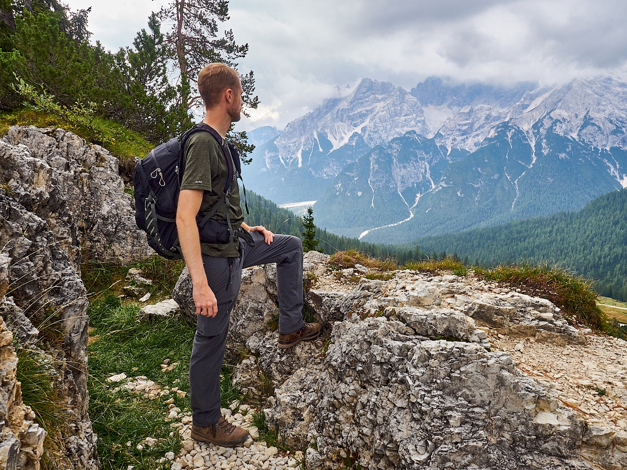 Auf dem Steig 34 zur Dürrensteinhütte (Vallandro-Hütte)