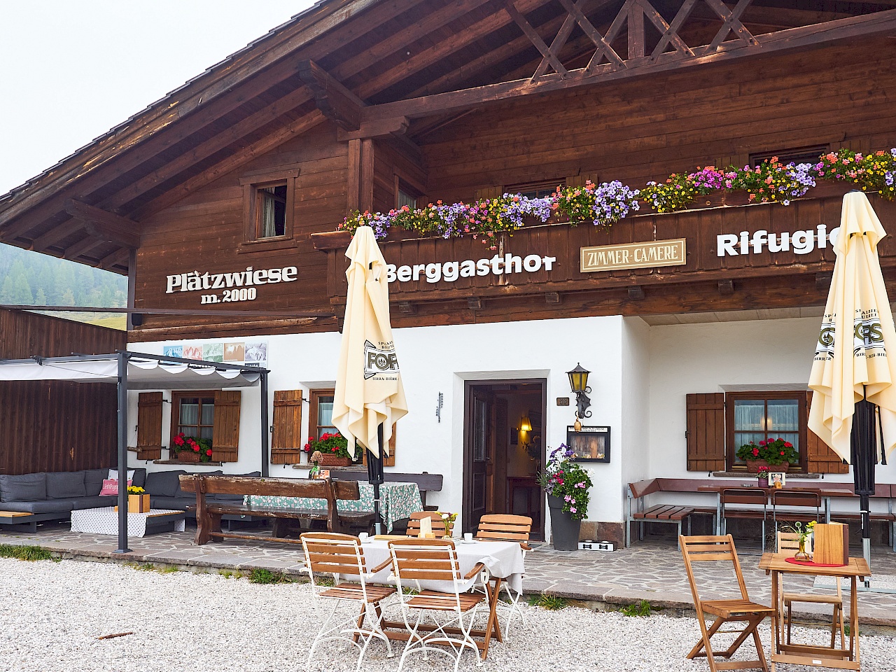 Berggasthof Plätzwiese (Rifugio Prato Piazza) auf dem Weg zum Strudelkopf