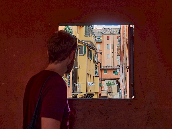 auf den Kanal vom Finestrella di Via Piella in Bologna (Italien)