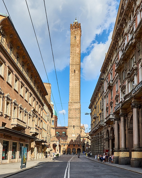 Asinelli Turm in Bologna (Italien)