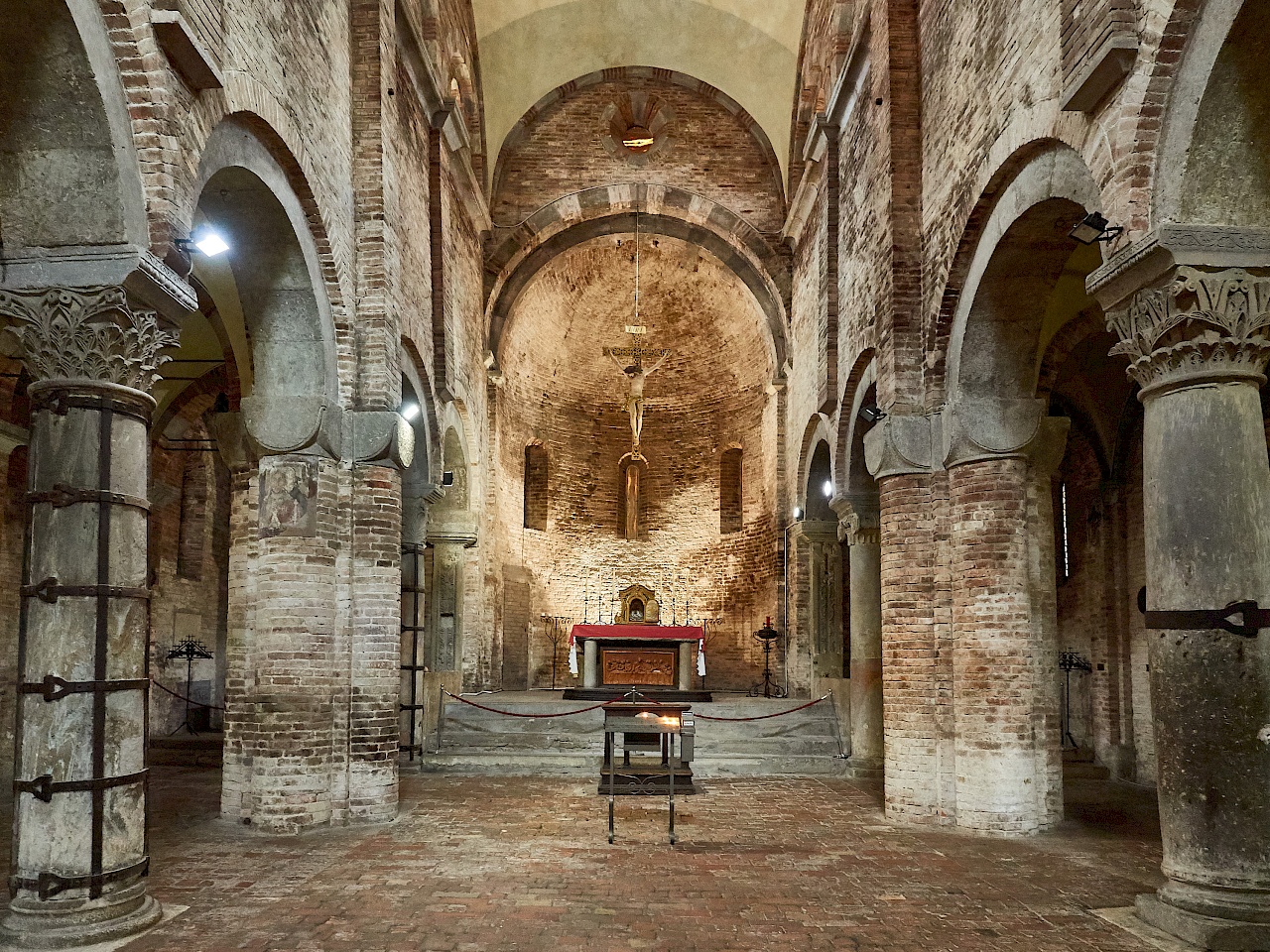 Santo Stefano Basilika in Bologna (Italien)