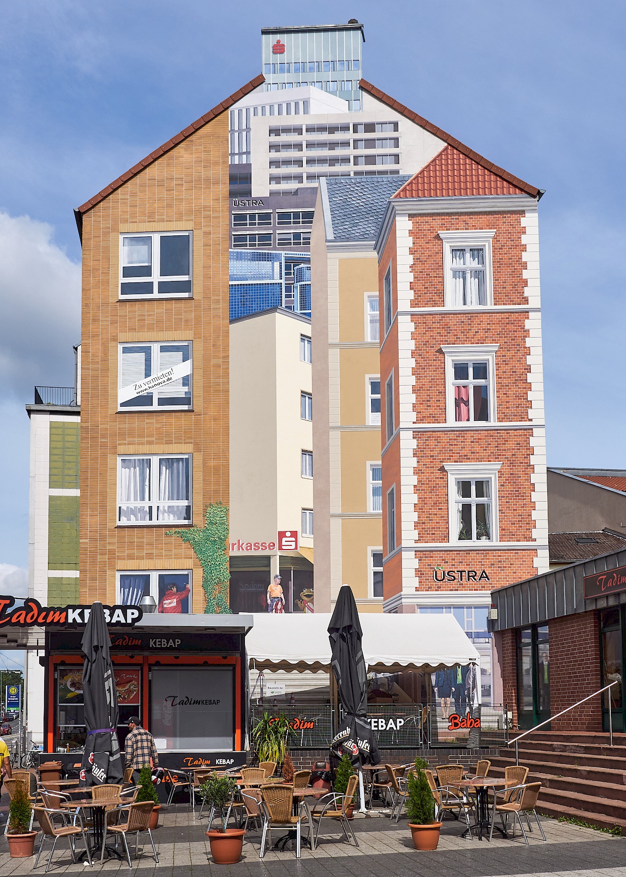 Bemalte Fassade an der Strangriede (Hannover)