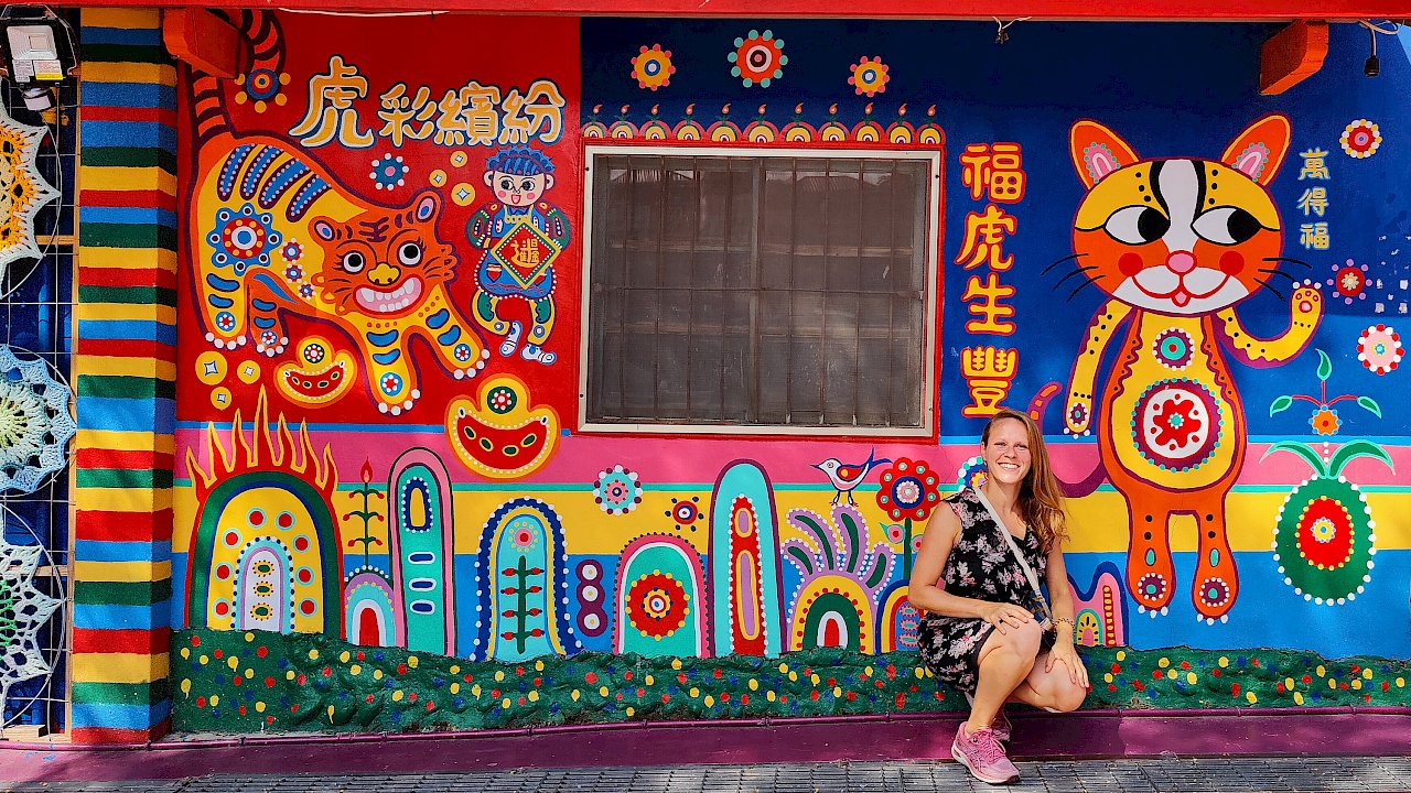 Bunte Fassade im Rainbow Village in Taichung