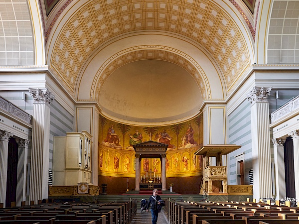 Im Inneren der St. Nikolai-Kirche in Potsdam