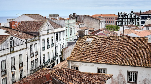 Blick vom Hotel Talisman in Ponta Delgada auf São Miguel (Azoren)